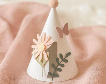 Gorro de primer cumpleaños con flores silvestres - Pastel de cumpleaños para romper con flores silvestres