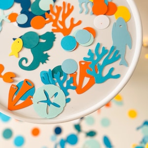 Onder de zee-confetti, oceaanverjaardagsversieringen, Two the Sea Party, kwallen zeedieren tafelconfetti