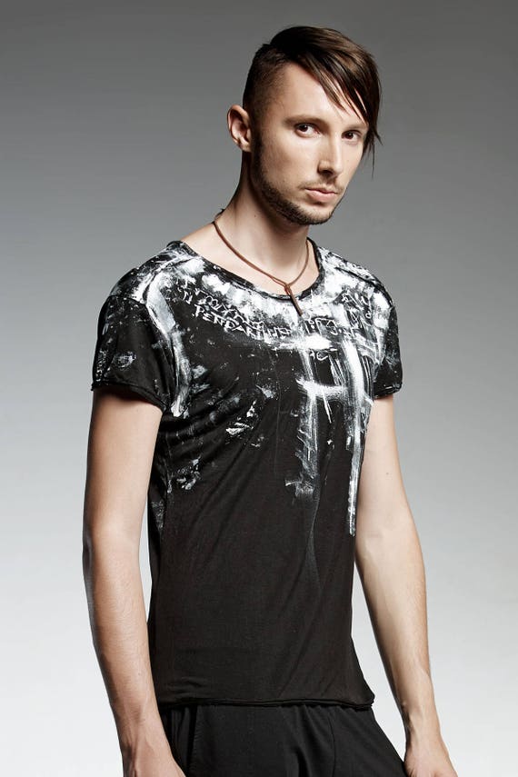 mens black t shirt outfit