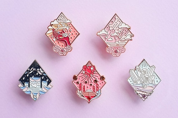 Steven Universe concept pin designs! Total 7 designs are available including NEW Lapis and Peridot pins    DETAIL  Steven • 25mm x 30mm / rose gold (copper plating) / soft enamel / cap - plain  Pearl • 25mm x 30mm / rhodium plating / soft enamel / cap - plain  Garnet • 25mm x 30mm / rose