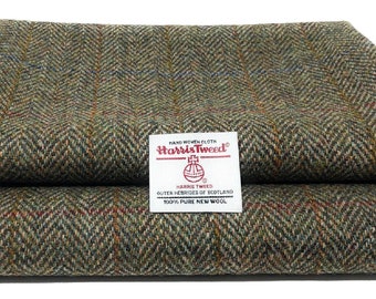 Harris Tweed Fabric – Green Herringbone Pure Wool – Handwoven, Various Sizes, Ideal for Crafting, Upholstery