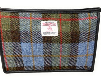 Harris Tweed Wash Bag: Blue Macleod Tartan Wool Toiletry Case
