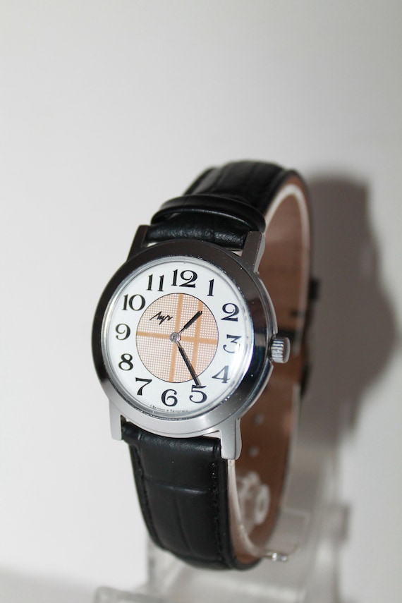 USSR Era Watch Luch./Mech1801/.16 Jewels vintage watch. Women's soviet watch 1980s, Vintage Russian watch, "Luch", Mechanical watch.