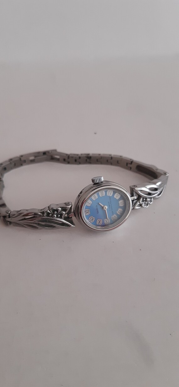 USSR. bracelet Chaika Vintage RUSSIAN Watch Mechanical Ladies Watch Chaika White Dial wrist watch Chaika for liadies 1980s