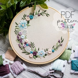 Floral Moon Embroidery Pattern ~ Moon Floral ~ Modern Hand Embroidery PDF ~ Digital Download ~ Beginner-Friendly DIY Embroidery