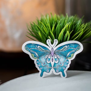 Stickers ~ Sticker papillon bleu ~ Papillon fantaisiste ~ Illustrations originales ~ Holographique waterproof
