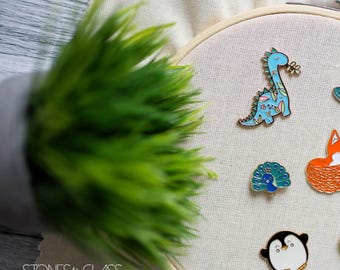 Magnetic Needle Minder ~ Otter Dino Frog Peacock Fox Owl Penguin ~ Embroidery / Cross Stitch Tool - Diamond Dots Magnet ~ Diamond Dots Tool