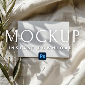 Modelo de mockup de cartão de 5x3,5 polegadas | Objeto inteligente do Photoshop para RSVP de casamento, salve a data, cartões de agradecimento | Design de convite para impressão