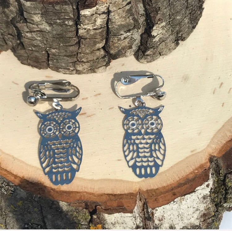 Clip On Earrings Dangle Silver Owl Clip On Earrings. Silver filigree Owl Clip On Dangle Earrings. Li