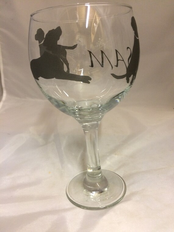 BLACK PIG DESIGNS ON LARGE GIN GLASS