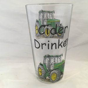 John deere Designs Printed on Cider Drinker 1pt Conical Toughned Glass
