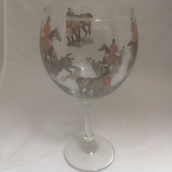 FORDSON TRACTOR DESIGNS ON LARGE TALL TAPERED GIN GLASS
