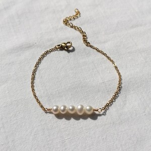 Pearl bar bracelet, gold pearl chain bracelet, june birthstone jewelry, bridal bracelet
