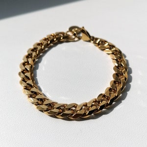 Heavy chain bracelet, gold chunky statement bracelet, fashion accessory, gift for her, cuban chain jewelry, waterproof bracelet