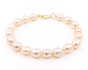Oval pearl bracelet - salmon pink