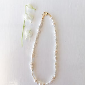 Collier irrégulier de perles d'eau douce, collier de perles véritables, collier de brins de perles modernes, cadeau pour elle image 7