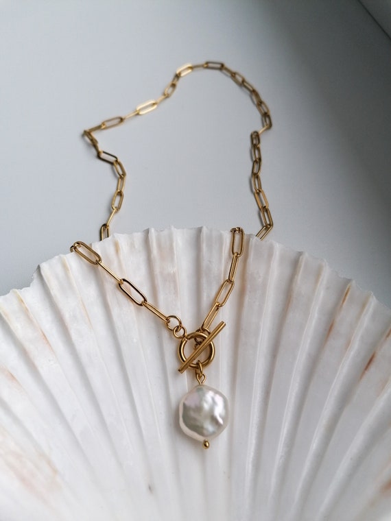 Pearl Toggle Necklace, Keshi Charm Necklace, Big Freshwater
