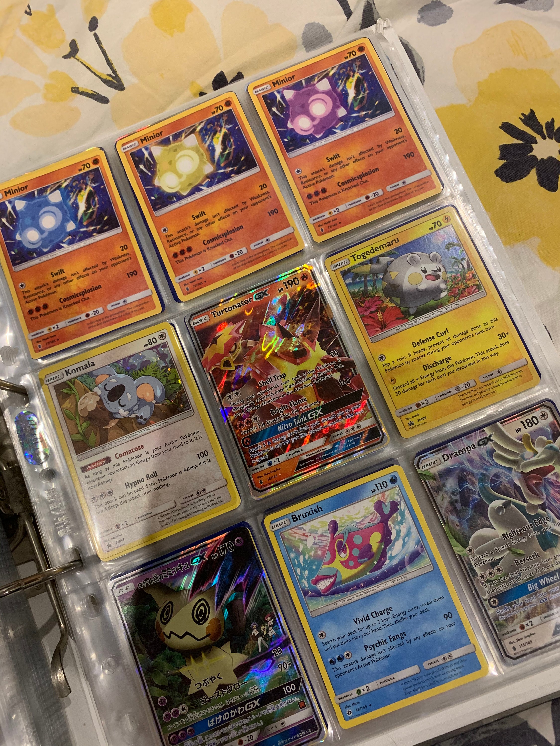 unboxing pokemon cards Unboxing & review: Pokemon TCG: Brilliant Stars Booster Box