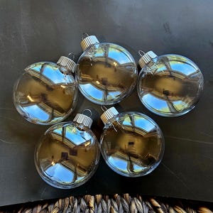 Set of 5 Disk Plastic Fillable Christmas Ornaments, 3.15&quot; Disk Fillable Shatterproof Ornament
