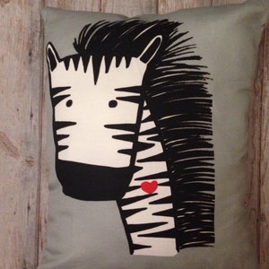 ZEBRA Kissen monochrome Zebra Kissen schwarz und weiß Zebra | Etsy