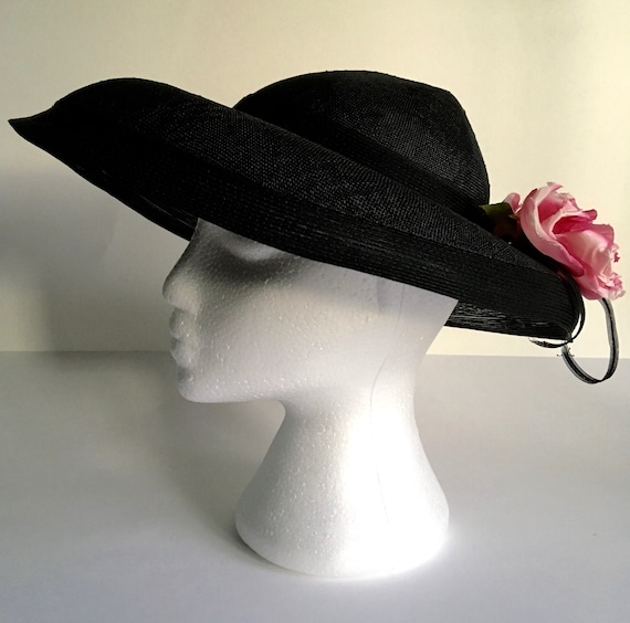Elegant Vintage Lilly Daché Brimmed Straw Hat