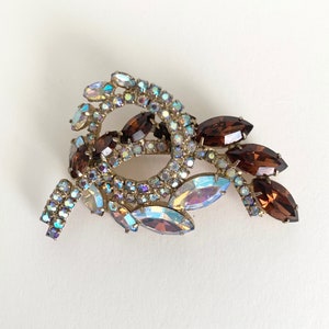 Stunning JayKel Original New York 1950s Rhinestone Brooch