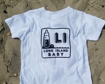 Long Island Baby Logo Camiseta blanca