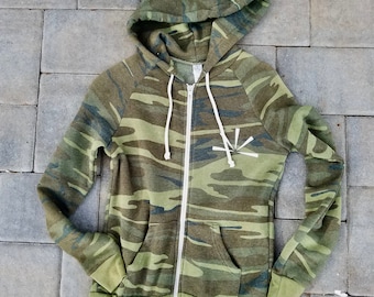 WKND Outpost camouflage zip hoodie