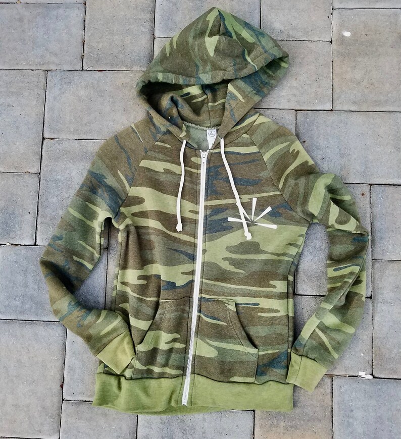 WKND Outpost camouflage zip hoodie image 1