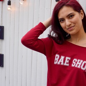 slouchy BAE Shore sweatshirt women's image 3