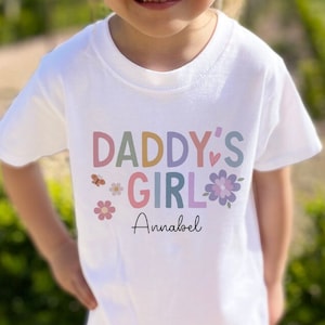 キッズ父の日Tシャツ、記念品Tシャツ、パパの女の子Tシャツ、女の子のパーソナライズTシャツ、父の日のギフト