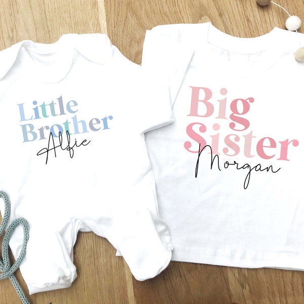 Broers en zussen bijpassende t-shirt en baby groeien, nieuwe baby, cadeau voor broer, zus cadeau, bijpassende kleding voor broers en zussen, gepersonaliseerde top