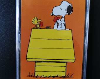 Snoopy & Woodstock Fridge Magnet ~ Genuine vintage playing card, 1970s. Playing cards on his kennel; Peanuts Gang. Schulz. Housewarming