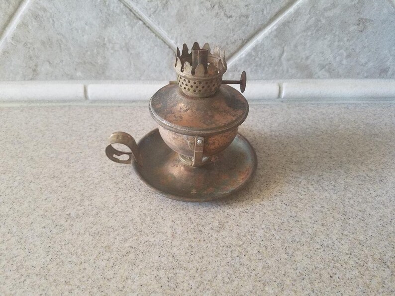 Vintage Stellar Swivel Oil Lamp Collectible Copper Hong Kong Vintage