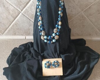 Vintage Iridescent blue costume jewelry; Light and blue beads with hand painted blue beads; Neckless and clip earring set;