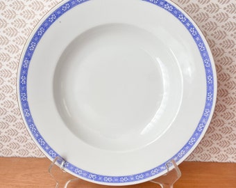 Large Soup or Entree Bowls. Vintage Blue and White China. Set of Blue Rimmed Porcelain Bowls.