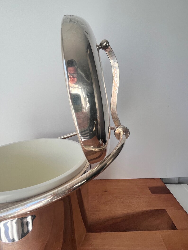 Vintage Silverplate Hinge Open Ice Bucket. image 5