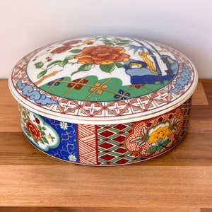 Vintage Porcelain Lidded Trinket Box. Colorful Japanese Porcelain Storage Box. Vintage Jewelry Dish. image 1