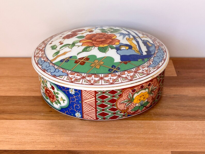 Vintage Porcelain Lidded Trinket Box. Colorful Japanese Porcelain Storage Box. Vintage Jewelry Dish. image 1