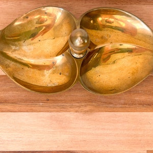 Double Leaf Brass Metal Catchall Dish. Vintage Brass Jewelry Dish. Vintage Vanity Valet. image 2