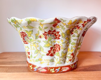 Red, Green and Yellow Asian Styled Scalloped Edge Planter. Vintage Floral Ceramic Cachepot.