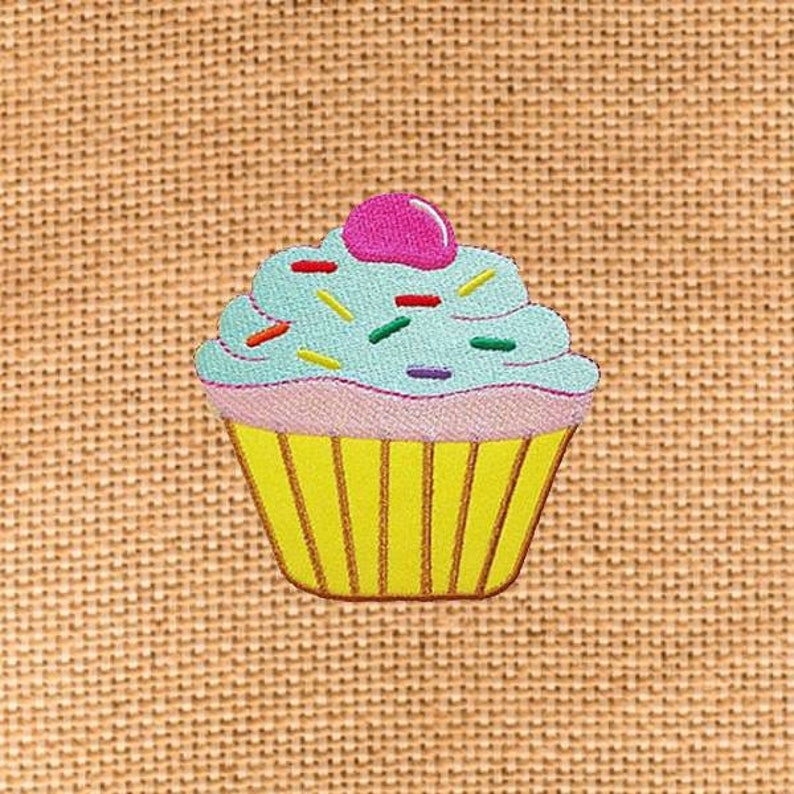 Green Mint Cupcake Cake Dessert Patch Iron On Patches Patches for Jackets Cap x 3.1 Jeans Cool Badge Size 3.1 H W