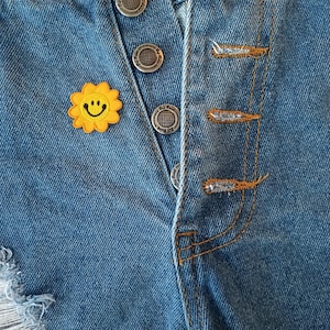 Mini Small Sun Patch - Star Patch - Iron On Patches - Patches for Jackets, Jeans , Cap - Cool Badge Size 3 cm (W) x 3 cm (H)