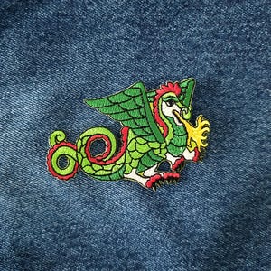 Green Fire Dragon Animal Cartoon Cool Badge Patch Iron On Patches for Jackets Jeans Caps T-Shirt DIY Unique Gift
