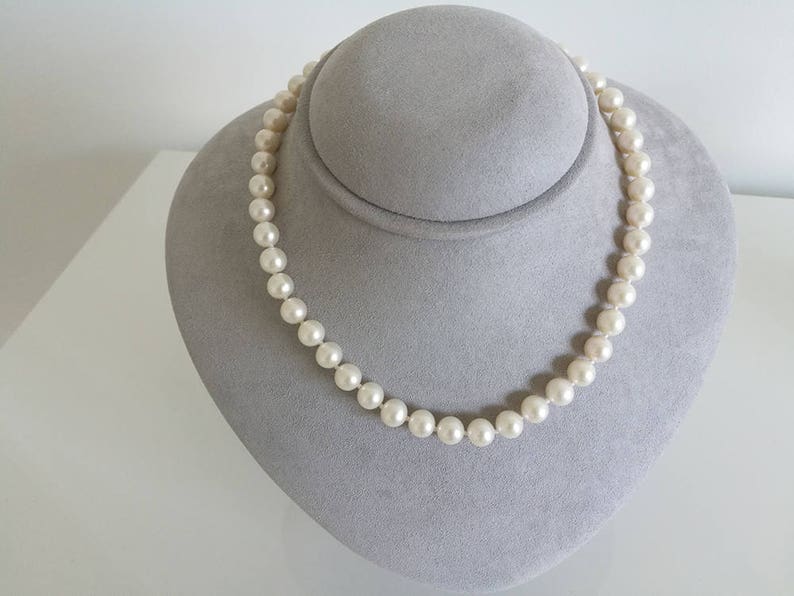 White Freshwater Pearl Strand Necklace 7-8mm, AA+