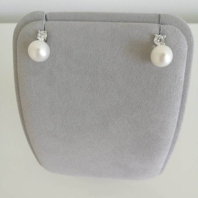 Stella White Freshwater Pearl Necklace and Earring Set with cubic zirconia stones AAA