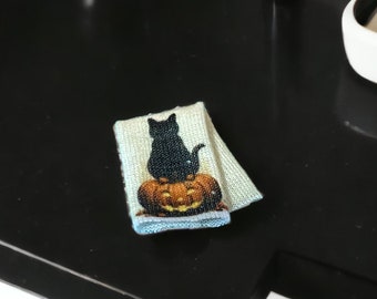 Miniature kitchen tea towel, 1:6 scale