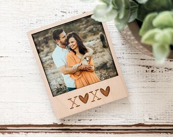 XOXO Wood Picture Frame Magnet: Personalized Valentines Day Gift