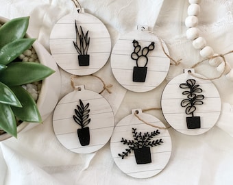 Farmhouse Plant Ornament: 3D Wood Shiplap Plant Tag