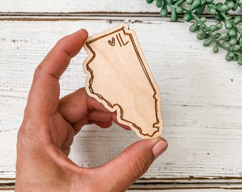 Wooden Illinois Magnet / Refrigerator Magnets / Laser Engraved State Magnet / IL Housewarming Gift / Realtor Closing Gift / Hand Lettered